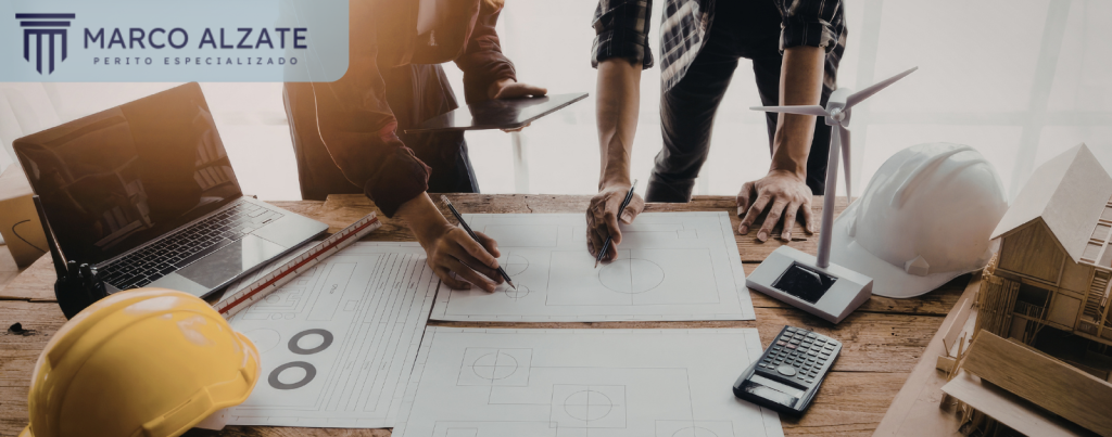 la amigable composición en proyectos de ingeniería civil adquiere una importancia especial. No se trata simplemente de un mecanismo alternativo para “llegar a un acuerdo”, sino de una herramienta que puede permitir la resolución de controversias complejas mediante el análisis técnico de los hechos del proyecto.